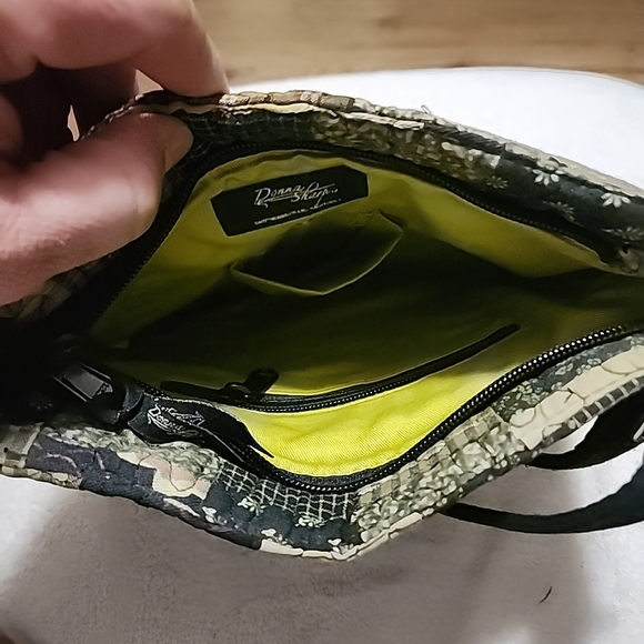 Donna Sharp Handbag - Picture 3 of 5